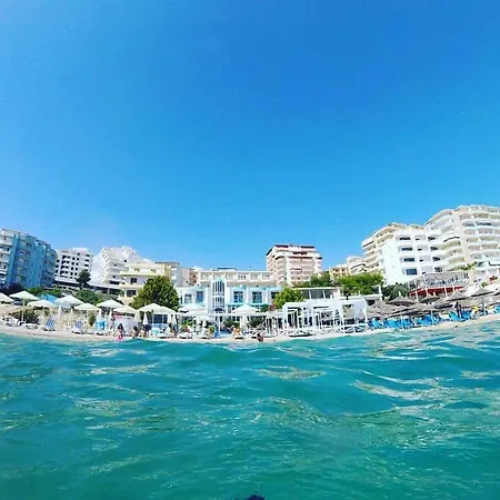 Dream Hotel 4*