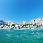 Dream Hotel 4*