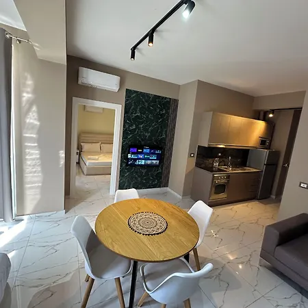 Dream Hotel 4*