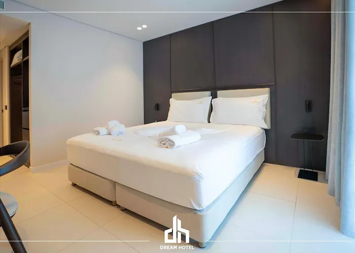 Dream 4* Sarandë